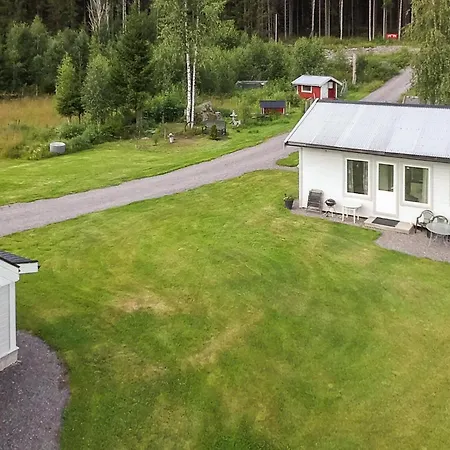 Semesterbostad 2 Bedroom Stunning In Skotterud