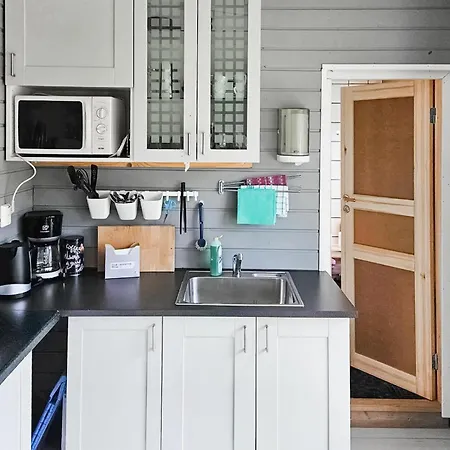 2 Bedroom Stunning In Skotterud Semesterbostad *